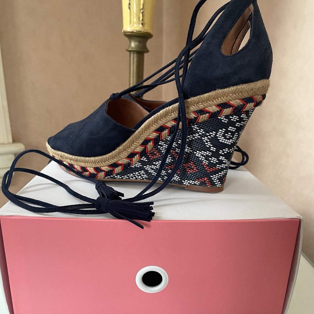 CAbi Isla Wedge Espadrilles